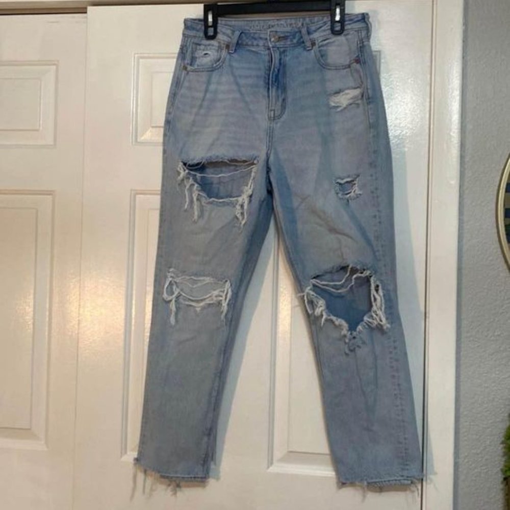 American Eagle mom jeans size 10
